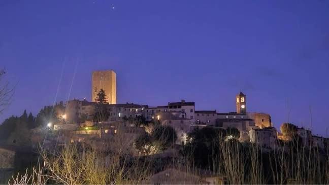 Dimora Tipica Toscana Montecatini Val di Cecina Exterior foto